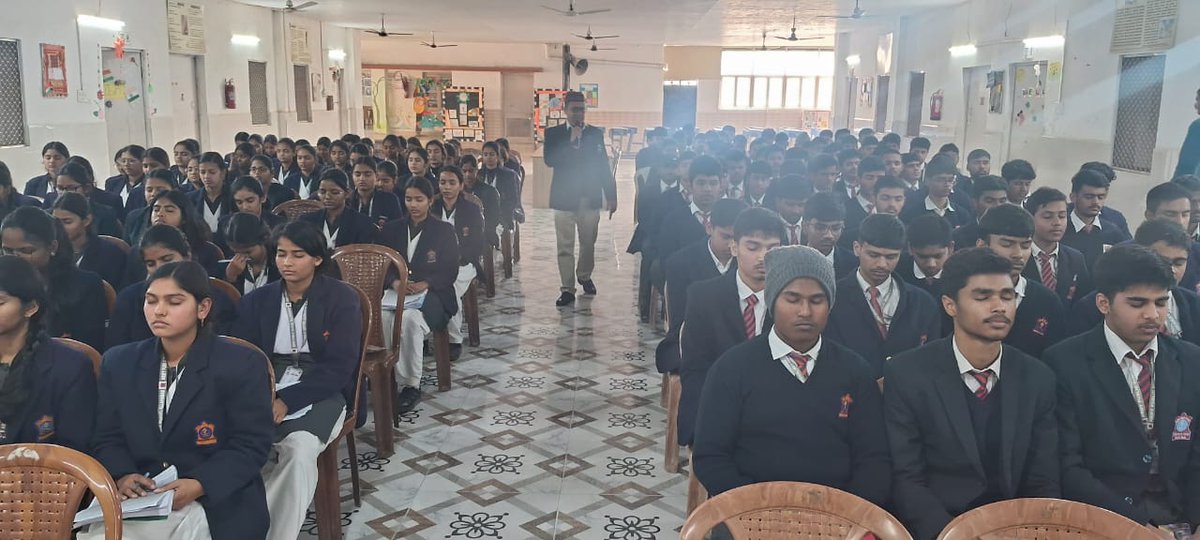 apsprayagraj's tweet photo. An enriching NDA Orientation Session was successfully conducted for Classes 10–12 at Army Public School, New Cantt, Prayagraj, guiding students on NDA exam patterns, preparation strategies, defence life, and career opportunities in the Armed Forces.
#APSNewCantt #NDA https://t.co/dWdWzSYSMT
