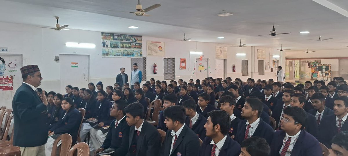 apsprayagraj's tweet photo. An enriching NDA Orientation Session was successfully conducted for Classes 10–12 at Army Public School, New Cantt, Prayagraj, guiding students on NDA exam patterns, preparation strategies, defence life, and career opportunities in the Armed Forces.
#APSNewCantt #NDA https://t.co/dWdWzSYSMT
