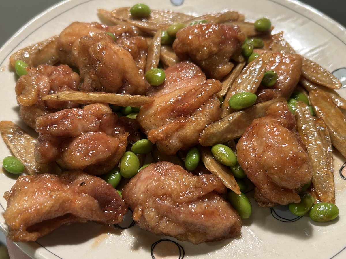 チキンチキンごぼう
我が家の定番レシピです
delishkitchen.tv/recipes/329090…