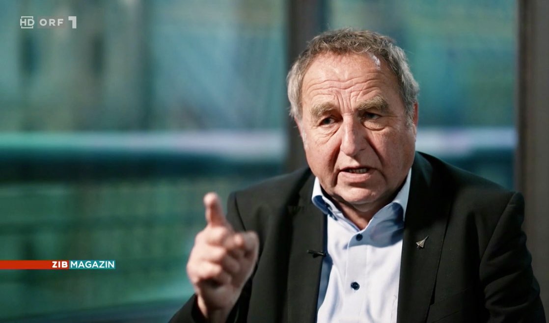 HofmannAviation's tweet image. #TVwork with ORF ZiB Magazin. I was talking in my Vienna #homebase at Do&amp;amp;Co about Airbus and Boeing in China, as well the Chinese aviation industry

on.orf.at/video/14307514…