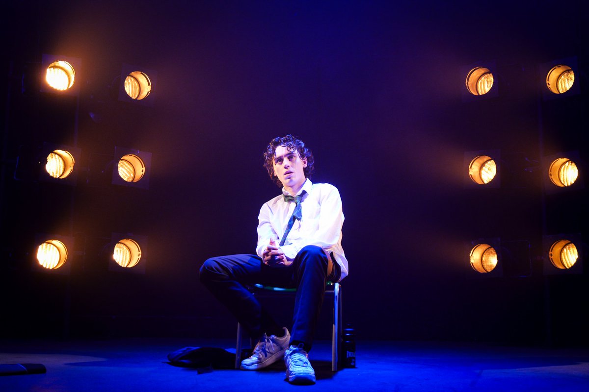 All That Dazzles tweet media