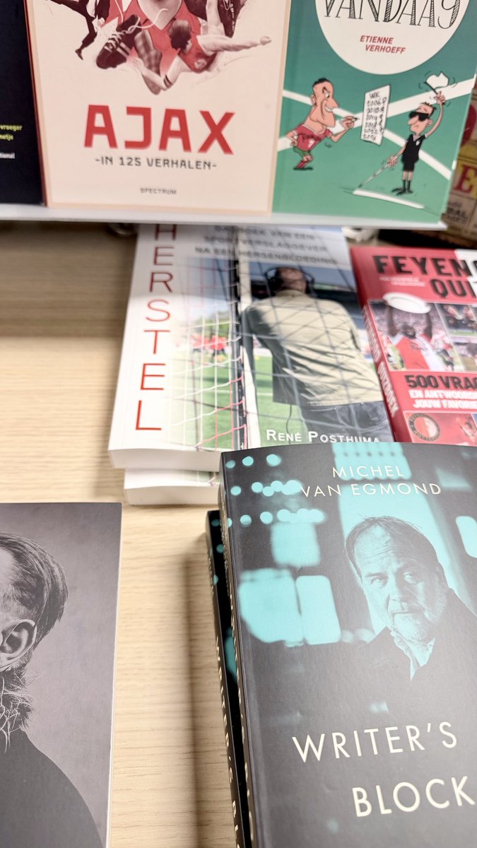 RenePosthuma's tweet image. 4 jaar later…

bol.com/nl/nl/p/herste…