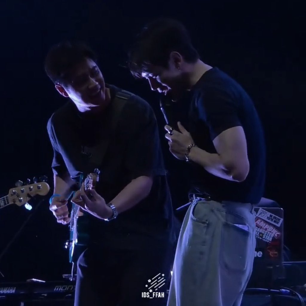 JamfilmB's tweet image. 🌟Abertura do ano #one31newyearparty2026

Tivemos jamfilm 🥰

#JamRachata #FilmThanapat 
#JamFilm  #แจมฟิล์ม