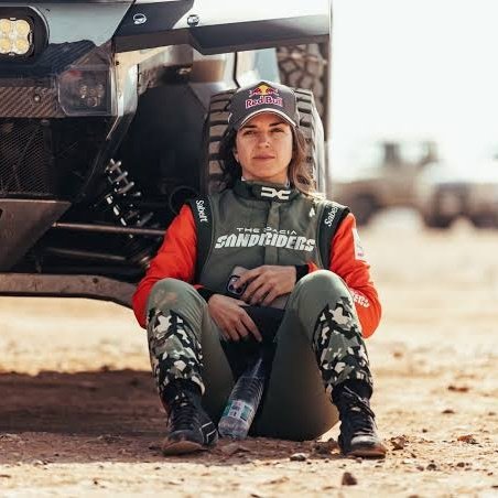 aldogp_'s tweet photo. HISTÓRICA CRIS GUTIÉRREZ

Rally para enmarcar de la burgalesa con Pablo Moreno que finalizan en P11.

Superan el P15 de Laia en 2024 y es el mejor resultado de una mujer al volante en coches desde el 3° puesto de Jutta Kleinschmidt en 2005.

#Dakar2026 https://t.co/L84mtQ1G5e