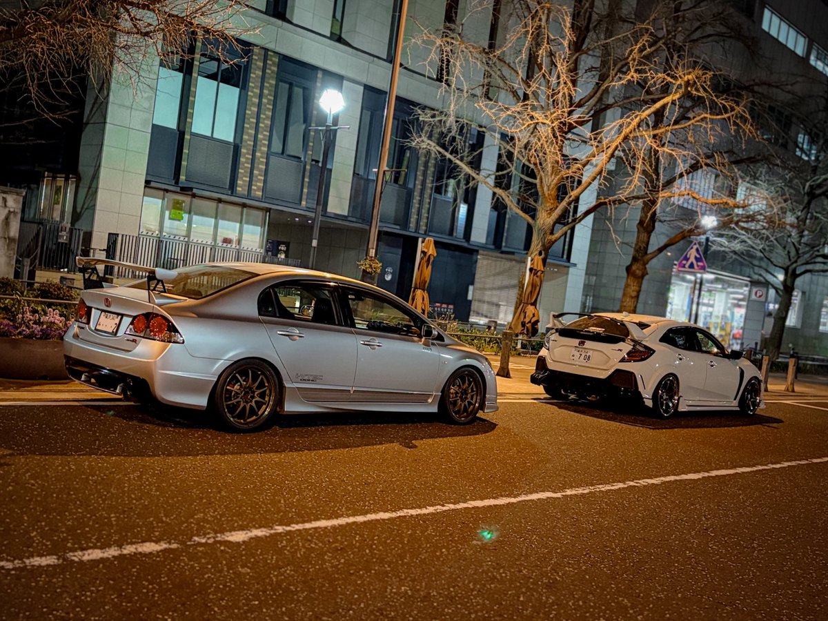 昨日は久しぶりに2台でドライブ
写真撮るのも久しぶりだったな〜