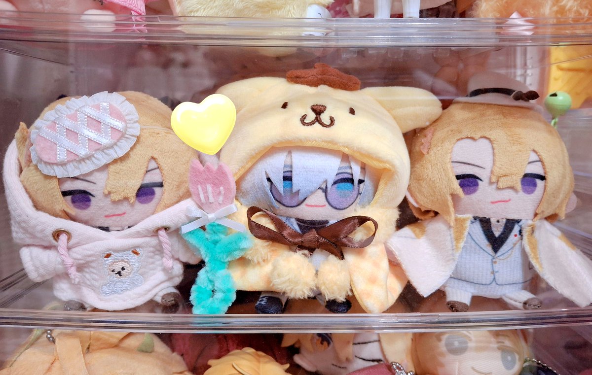 pogumaruko's tweet image. Kaelix with his senpais😭😭😭😭This is so cute😭😭😭😭