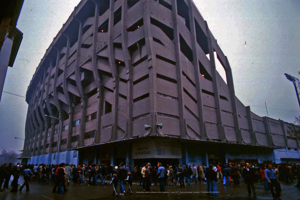 Estadio Boca Juniors in Buenos Aires, Argentina, 
1 June 1977   
Photo by Masahide Tomikoshi / TOMIKOSHI PHOTOGRAPHY