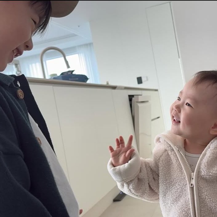 เจ้าของรอยยิ้มของเจเจ้เยรินเป็นของอปป้าเท่านั้น น่ารักมากกกก ☺️🥹