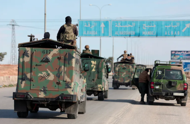 الجيش السوري ينتشر غرب الفرات ويؤكد عدم استهداف قسد 