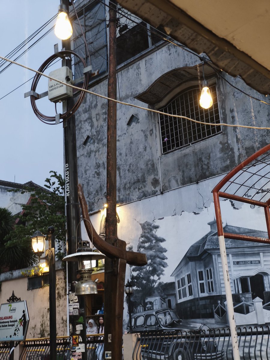 rayespace's tweet image. Rain rain