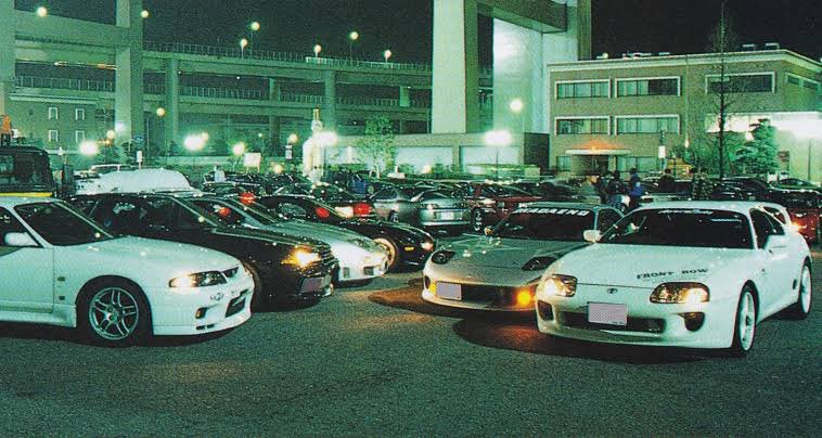 Ridge racer type 4 colors.