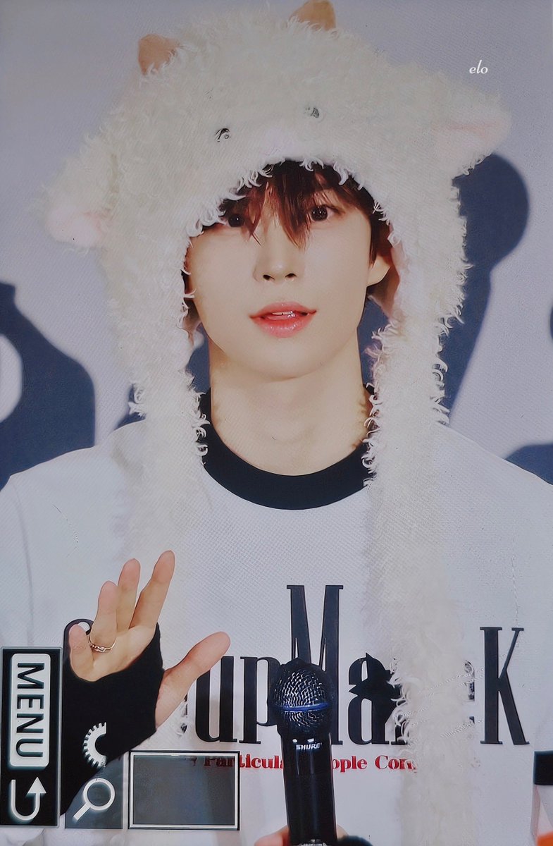 ๐๐๐ tweet media