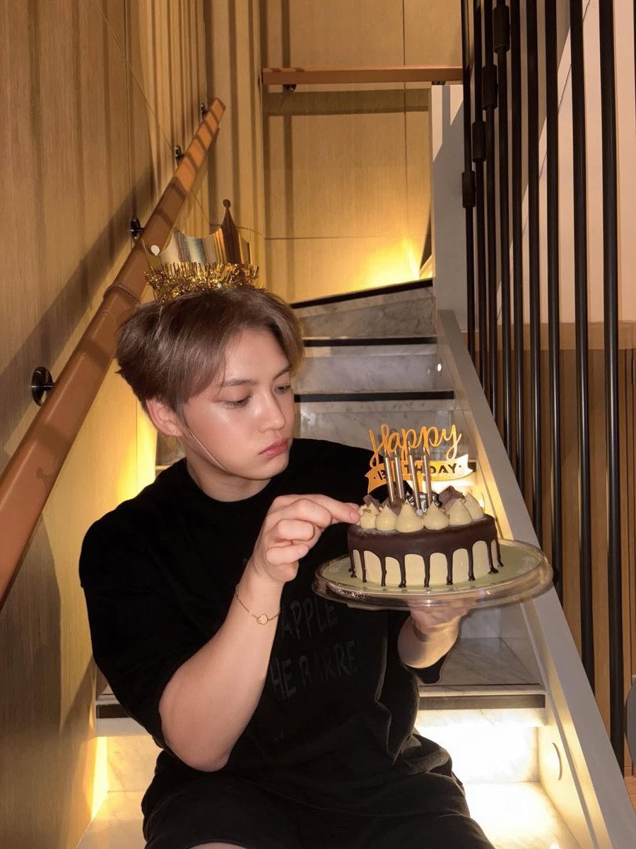 dbskfanbaseid's tweet image. 📌Jaejoong Instagram post and story (260117)💗

“I'll be having a birthday party for the next 3 months  

venue : Inside my heart  
attendees : babies + everyone else  
waiting list : babies (i’ll visit you in my dreams)”

#김재중 #ジェジュン☘️“