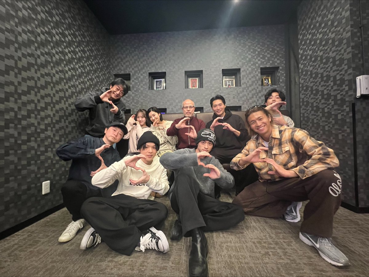 瀬口黎弥　クッション【レア】出回り少ないです❗️ スパイラル推理の絆 アイズ ラザフォード クッション レア - メルカリ