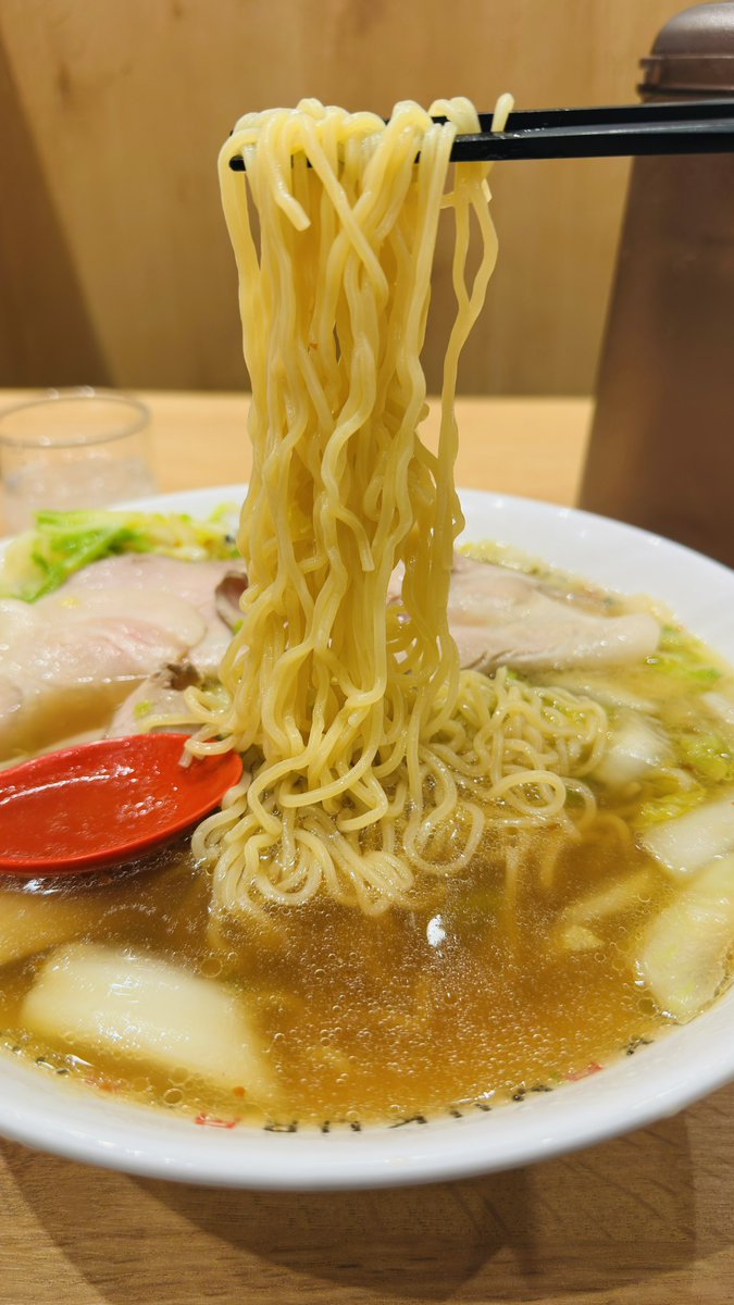 20170710plus's tweet image. リベンジ神座。

前回一瞬で食べ終えたので今回は麺2倍にしてみました！