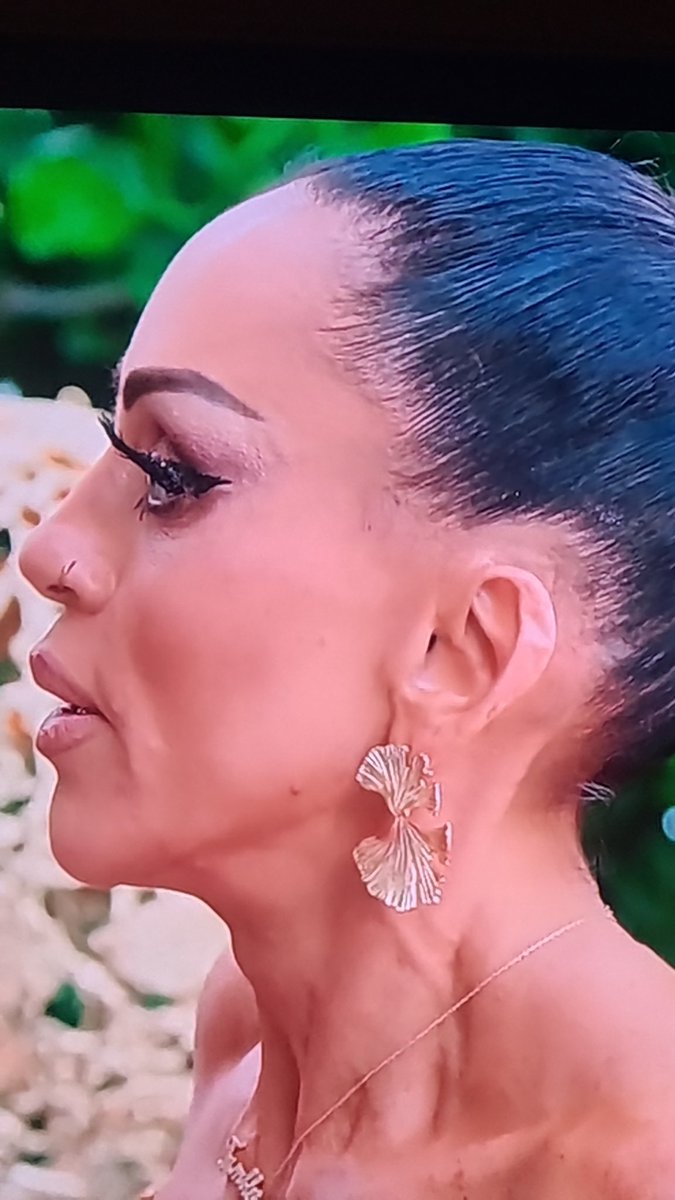 fayedoubleyou's tweet image. Beauty is pain.
#MembersOnlyPalmBeach