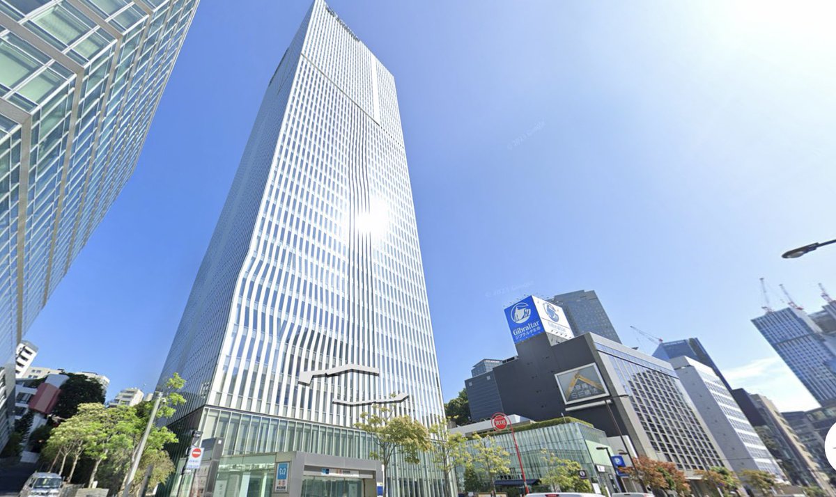 西のビックカメラなんば
東のプルデンシャルタワー•••?(汗)