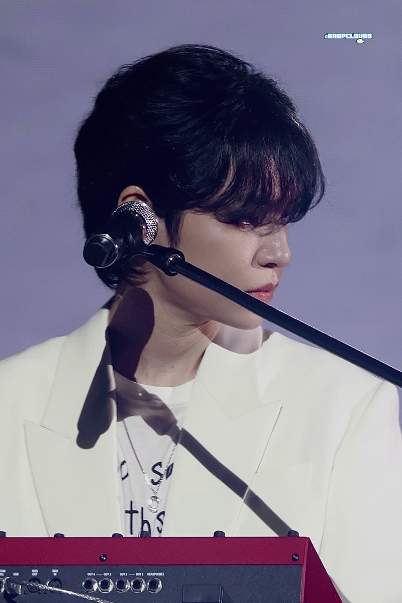 dropcloud9's tweet image. 260117
  
#DAY6 #데이식스 #WONPIL #원필