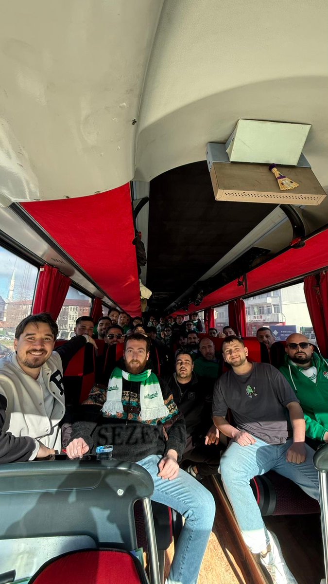 unitimsah's tweet image. Uğrunda mesafeler, yıkılır tüm engeller. Bursasporumuzun peşinde Trabzon yolundayız. 🐊