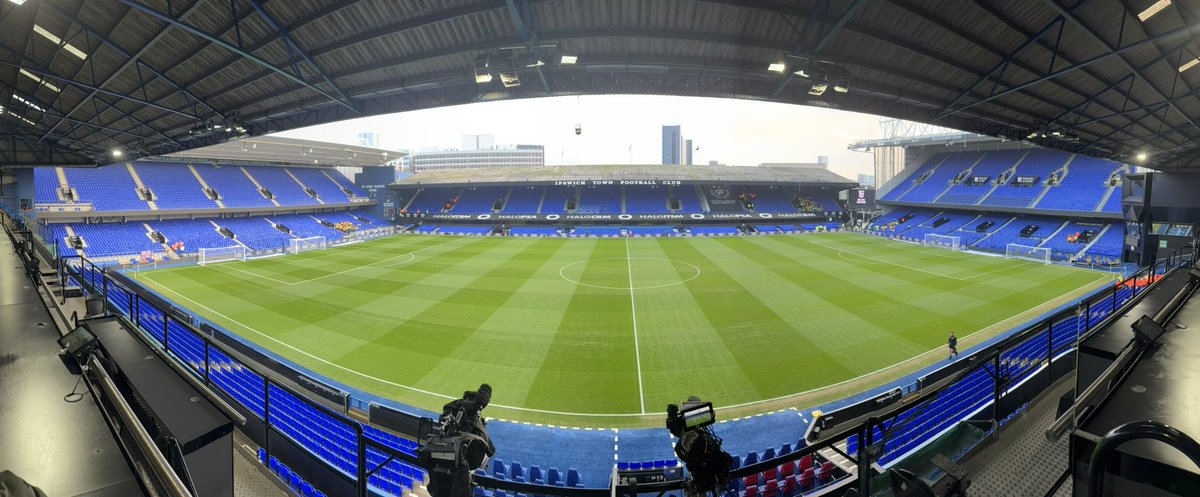 AndyBayes's tweet image. Great venue for football! #ipswich v #rovers on @BBCLancsSport 95.5, 103.9, 104.5FM alongside @kevingallacher8 

Let’s have some in-game thoughts today. We’d love to hear from you. Give you a mention