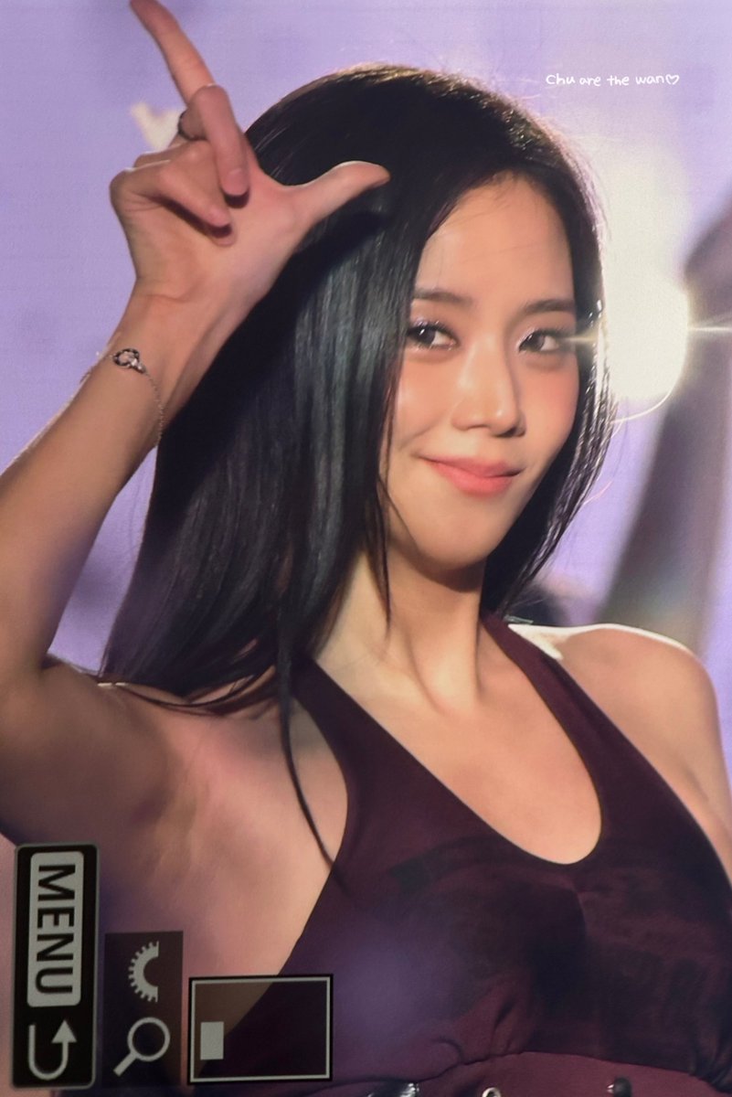 chuarethewan's tweet photo. 260117 BLACKPINK DEADLINE TOKYO 
JISOO CHAN🖤💕

#JISOO #지수 @officialBLISSOO https://t.co/RFYYqrE3v3
