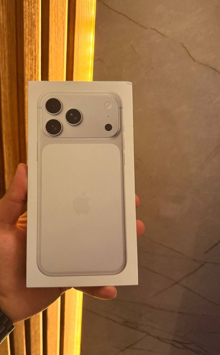 uzmanerkann's tweet image. İphone 17 Pro Maxi olmayan güzel insanlar burada mı? Söz vermiştim. Yarın Akşam 22.00 da bu İphone 17 Pro maxi bir takipçime hediye edeceğim. Şart şurt yok

Programla seçebilmem için beğeni ve takip yeterlidir.

Şartları yerine getirenler yorumlara nokta koysun. Bol şanslar