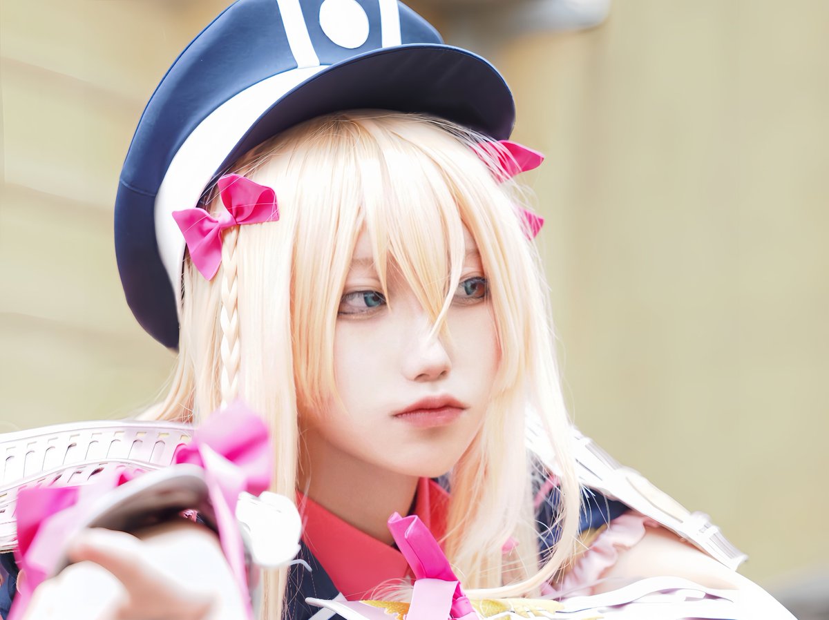 cos  乱藤四郎 

あるじさん遅いなぁ…
ボクいい子で待ってるからね♡