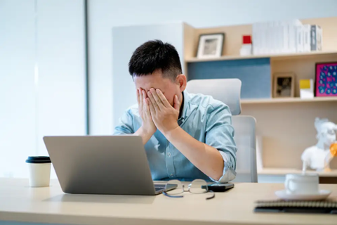 davehook007's tweet image. The average number of reports for managers is increasing as the "Great Flattening" persists. Companies looking to cut costs are eliminating managers for efficiency and leaner bureaucracy.
The right mix of leadership responsibilitie tinybfs.com/t/VVNoTn