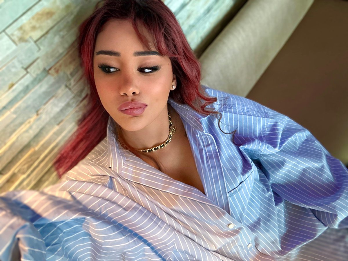 Serraphina's tweet image. Trans women are the cutest of women🏳️‍⚧️ 

Leave a ❤️ if you agree