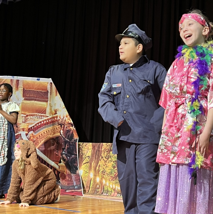 nbtschools's tweet photo. Sneak preview of Annie! Check out Judd's performance of Annie in person  at NBTHS on Tuesday night, Jan. 20th at 7pm.     #truenorthbrunswick https://t.co/IEQZAXQcJf