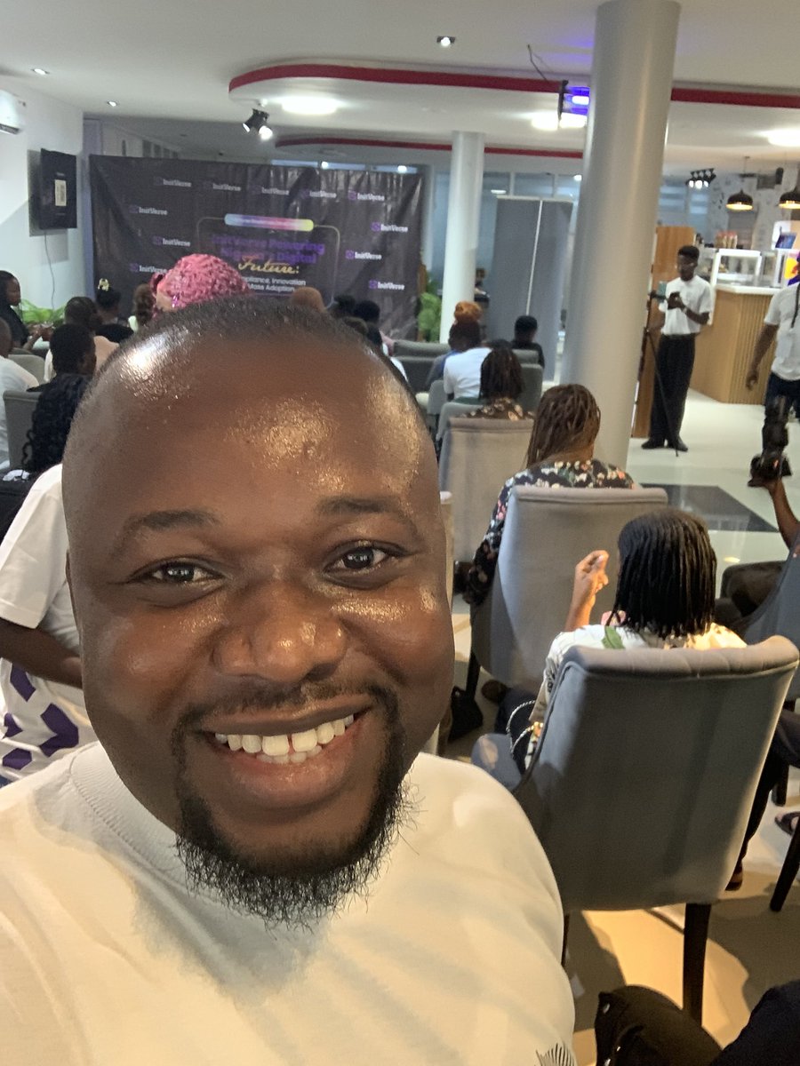 Emem Moses  tweet media