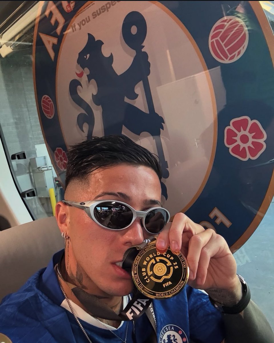 CFCDaily's tweet photo. Happy Birthday to Enzo Fernandez 🔵 https://t.co/CYTkWSgfui