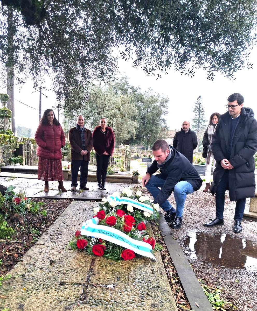 Hoy fue un día muy especial para nosotros. Gracias a todos nuestros amigos y colaboradores por acompañarnos en el recuerdo a Camilo José Cela cuando se cumplen veinticuatro años de su fallecimiento.