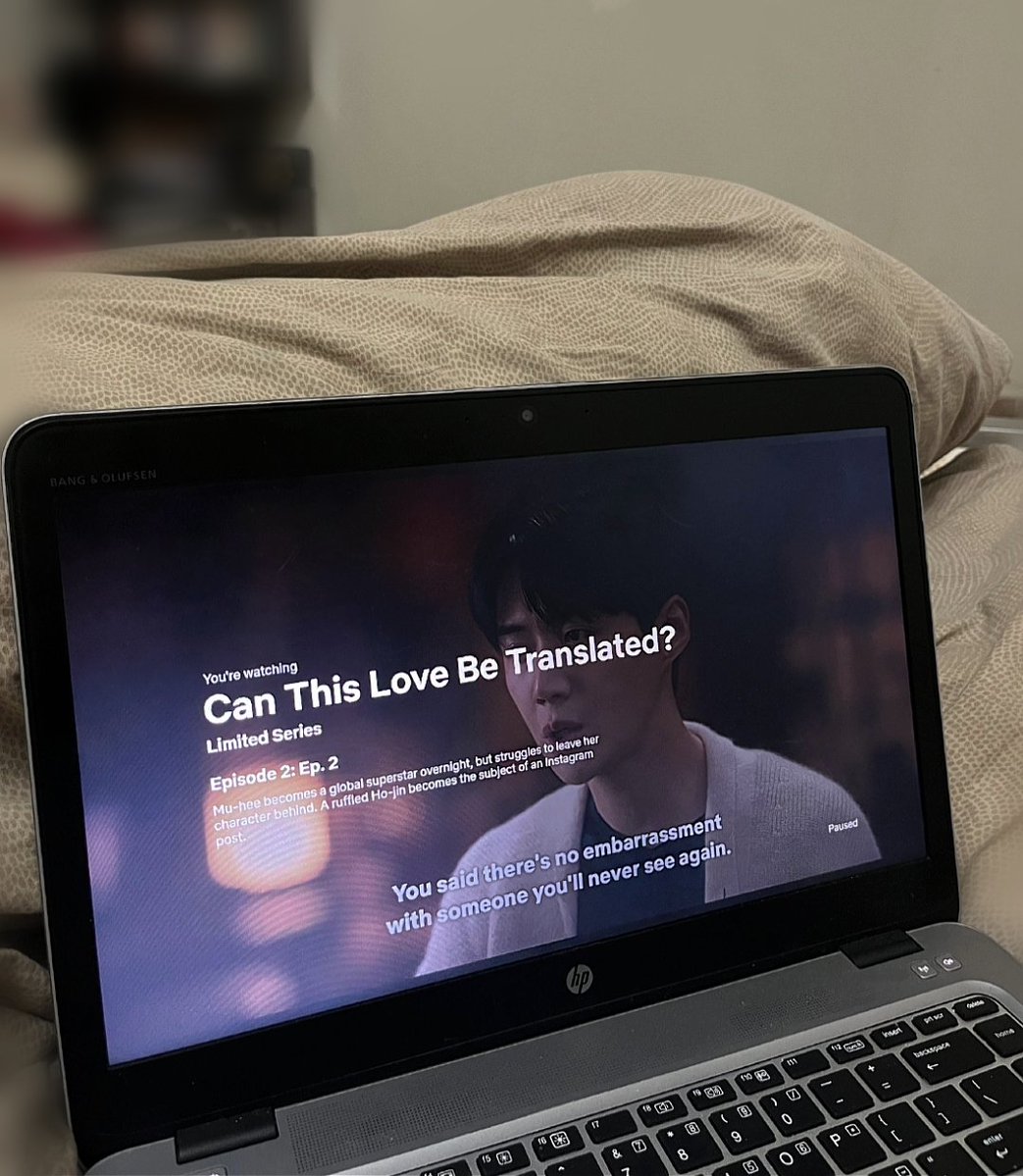 OG KDRAMAS ARE SO BACK 😭😭😭😭 My heart is so full by just seeing them smiling at each other.