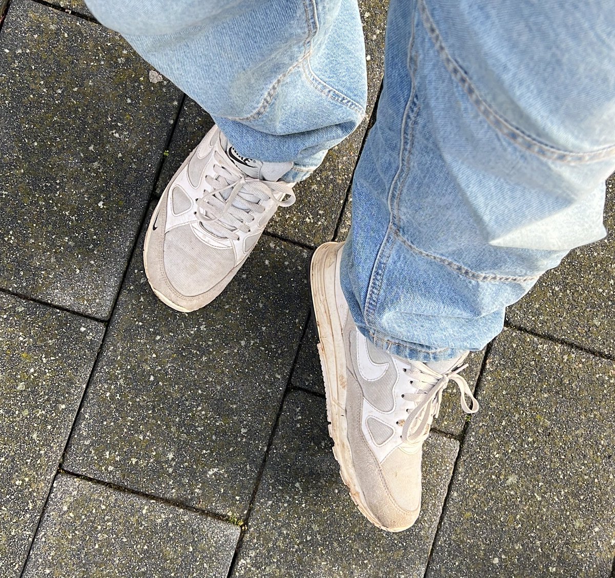 AlphaSparky_'s tweet image. It’s the weeekend and I’m out in my sweaty nasty trainers, who’s getting lunch 😈 

throne.com/alpha_sparky