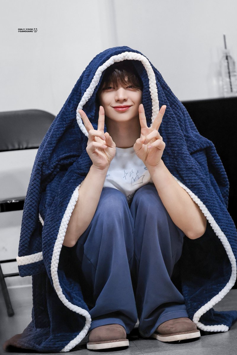 Only_Yook tweet media