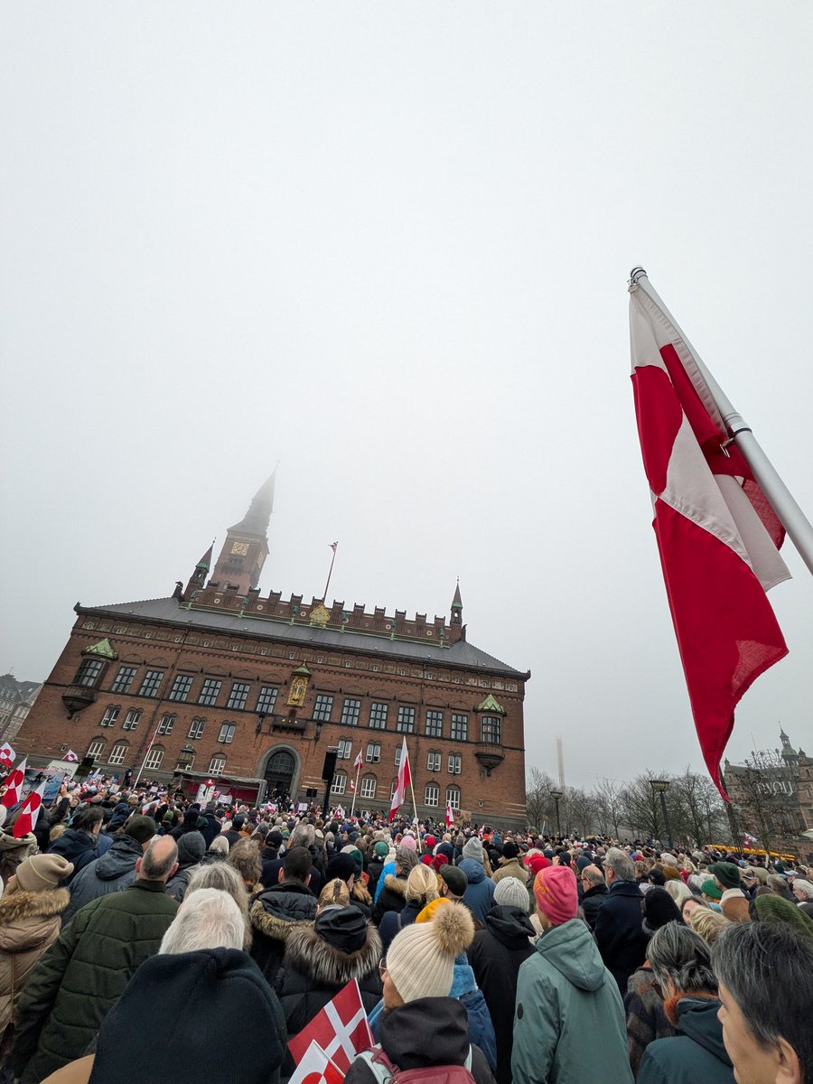COMMISSIONS ARE CLOSED! tweet media