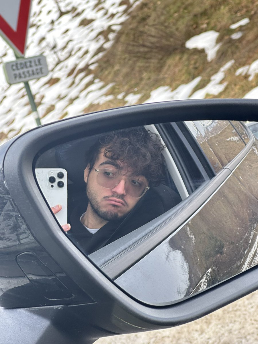 computer napper tweet media