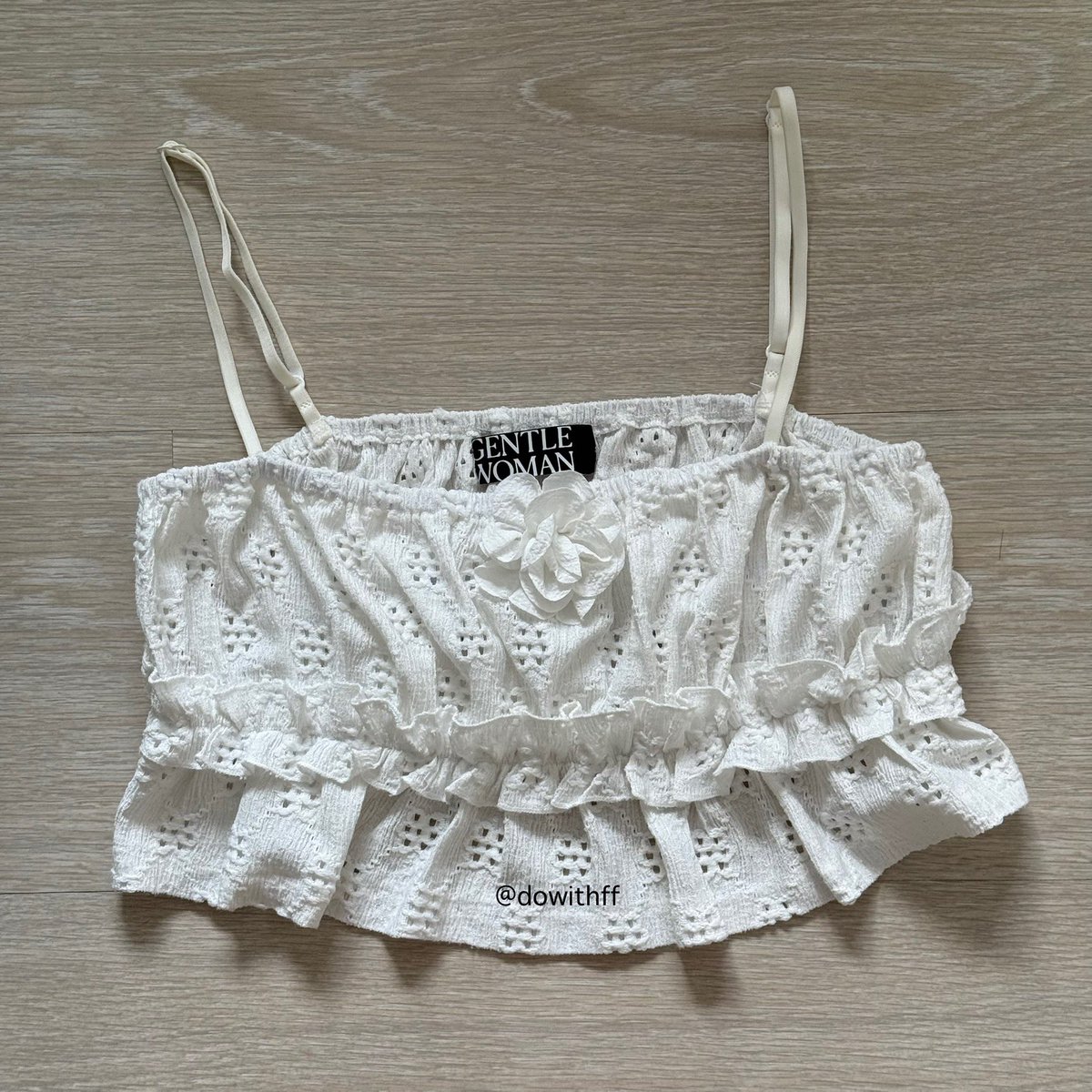 dowithff's tweet image. #ส่งต่อ สายเดี่ยว Gentlewoman size s

- 590 free shipping 

#ส่งต่อgentlewoman #ส่งต่อbeming #ส่งต่อstylist #ส่งต่อเสื้อผ้า #ส่งต่อcintage #gentlewoman #ส่งต่อvghkbkk #ส่งต่อเสื้อผ้ามือ2 #เสื้อผ้ามือ2 #ส่งต่อduex #ส่งต่อbrandy #โล๊ะตู้