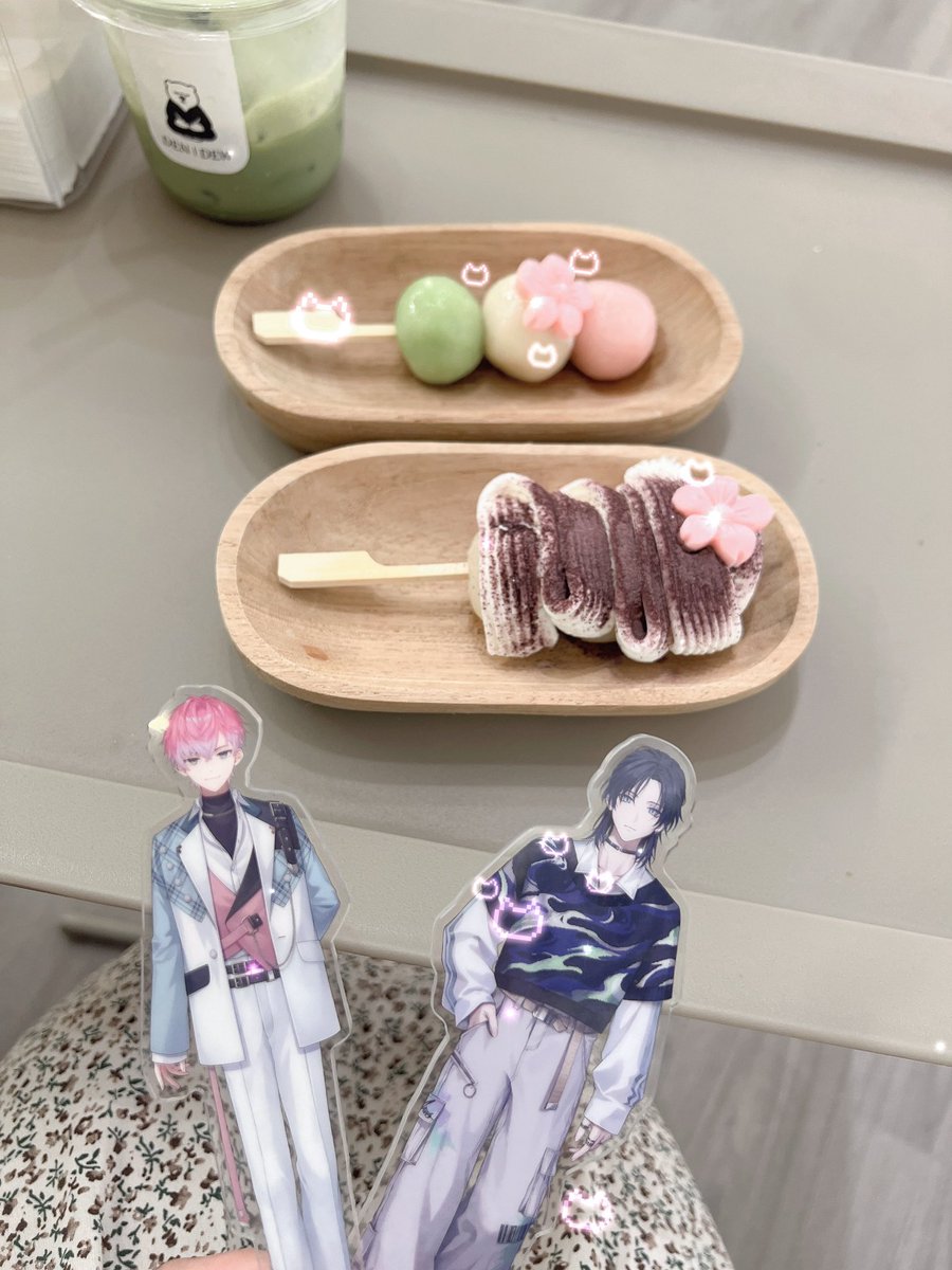 raph10shi's tweet image. Nemu dessert cafe yang enak dimari hohohooo 👁️👄👁️