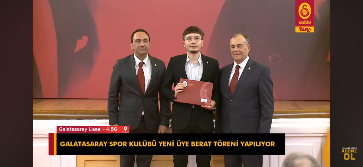 Evimizde artık <a href="/GalatasaraySK/">Galatasaray SK</a> kongre üyesi var. Oğlum bugün belgesini aldı. 💛❤️