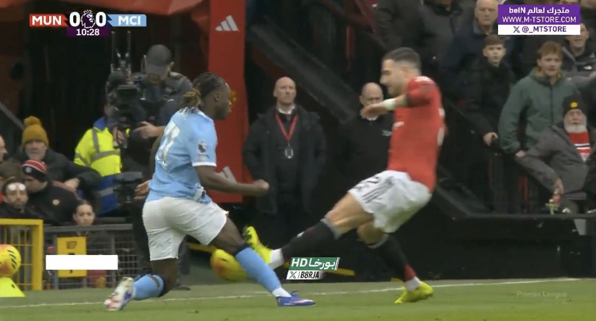 ewan10i's tweet image. “Tried to play the ball” 😂😂😂😂😂😂😂😂😂😂😂😂😂😂😂😂😂😂😂😂😂😂😂😂