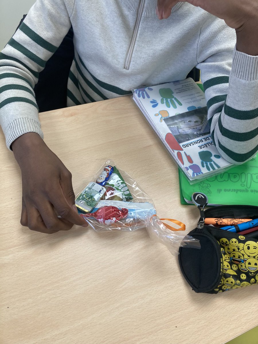 Cette année aussi la Befana est arrivée au  <a href="/Clg_Ronsard/">ClgRonsard_Montmorency</a> pour les élèves de 6eme