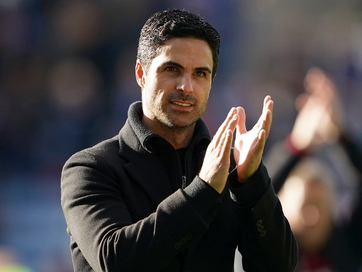 PurelyFootball's tweet image. 🚨 𝐁𝐑𝐄𝐀𝐊𝐈𝐍𝐆: Real Madrid are considering Mikel Arteta as one of four leading candidates for the managerial role, with the club planning to appoint a new permanent head coach before next season. 

[@GraemeBailey]