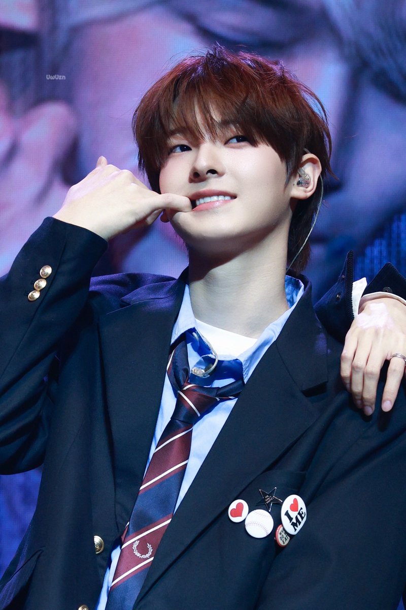 UwUzn_'s tweet image. 260117 강우진 팬미팅 밤공

한음이포즈 리부포즈

#강우진 #KANGWOOJIN