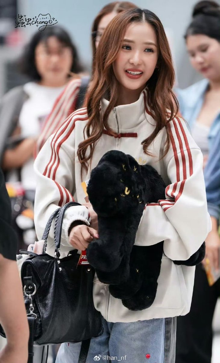 Beautyinside78's tweet image. How can Filmracha look this beautiful so effortlessly ✨

Cr:weibo han_nf
#Filmracha
#NamtanFilm