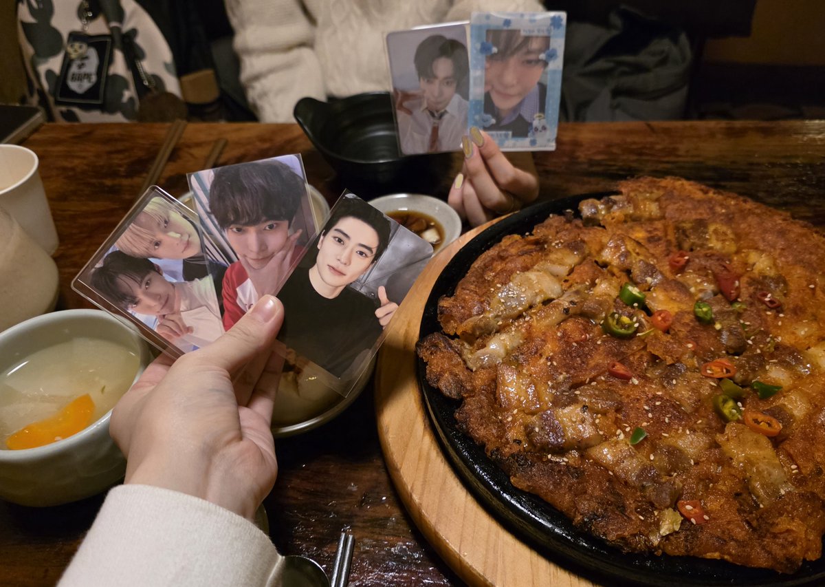 high_mi2's tweet photo. 미모의여성과의데이트💕
넘 즐거워서 바로 애프터 신청함🤭🤭 https://t.co/Ad8Dcq8tTl