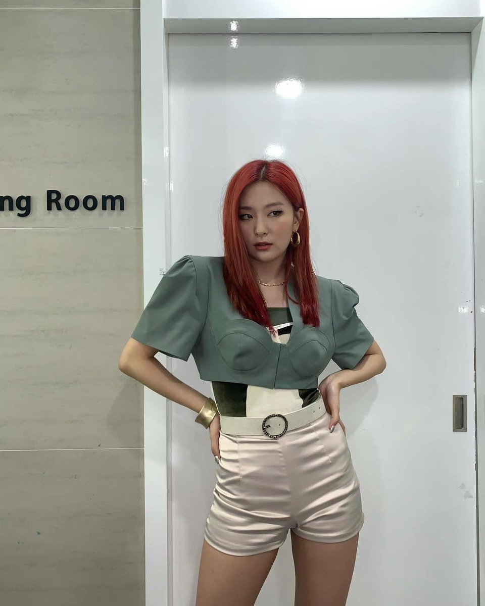 xiongseulgi's tweet image. GETTING READY         TO MAKE HISTORY