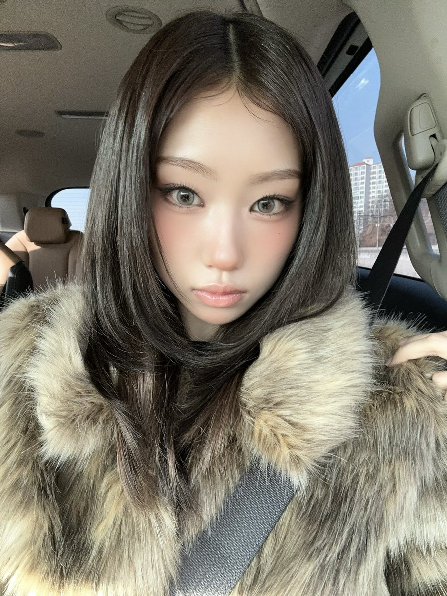 tomiryus's tweet image. choi jungeun is so pretty