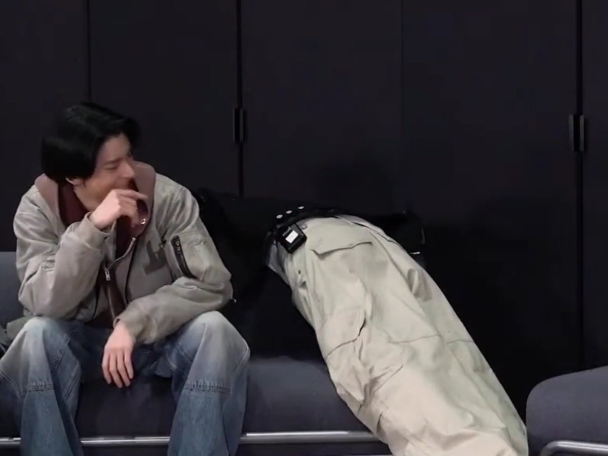 바이승 tweet media